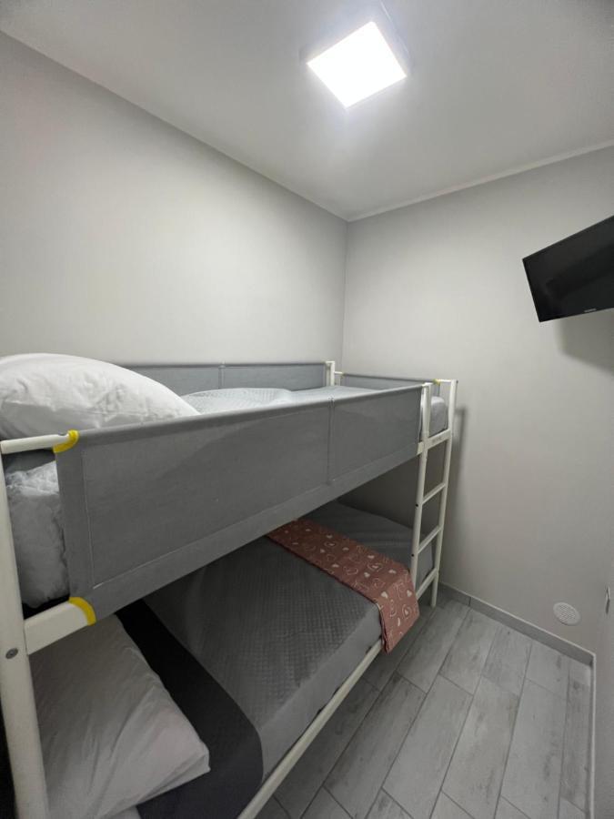 B&B Casa Vacanze Nonna Clara 那不勒斯 外观 照片